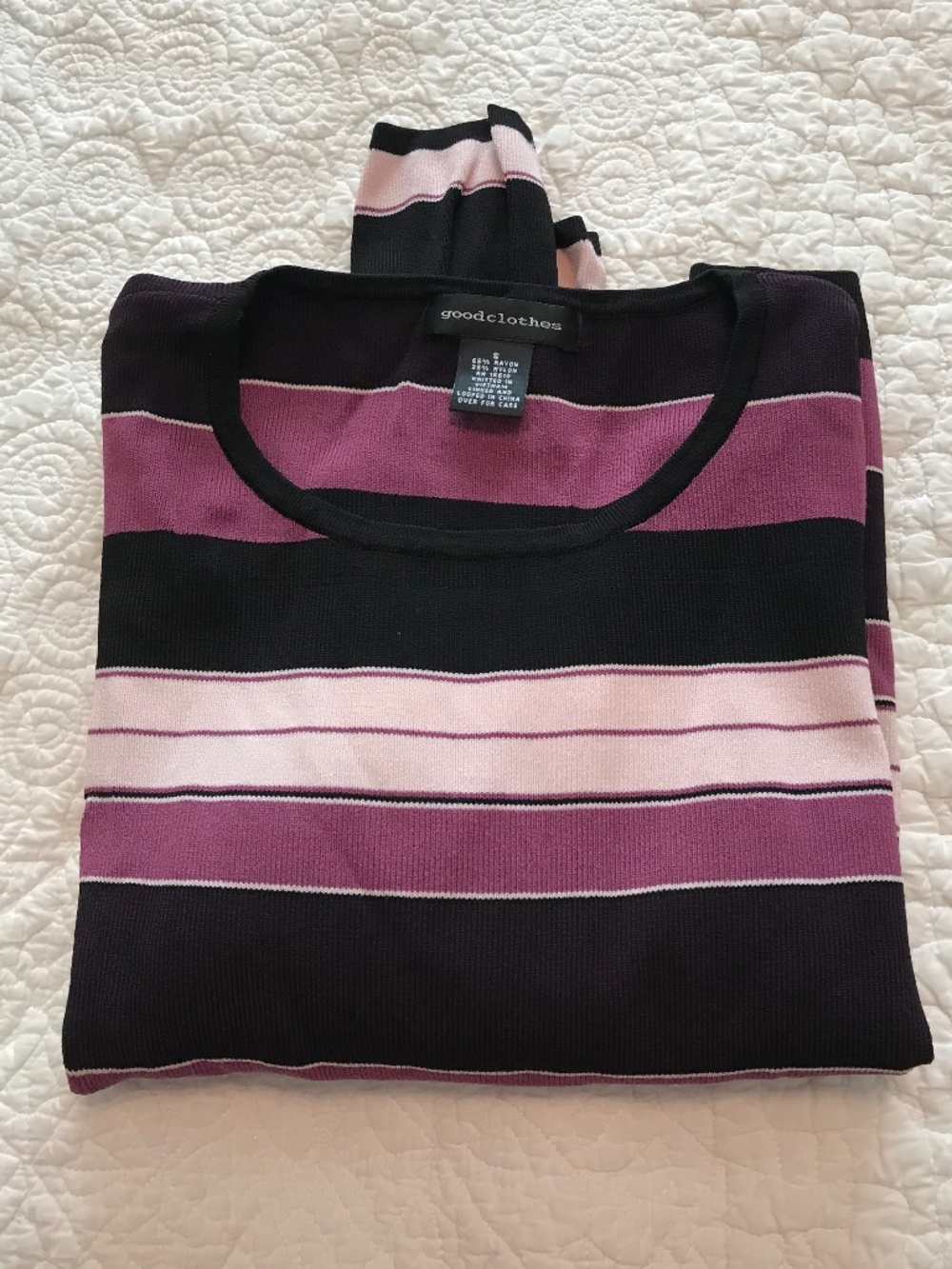 Goodclothes purple striped long sleeved round neck pullover sweater (S)